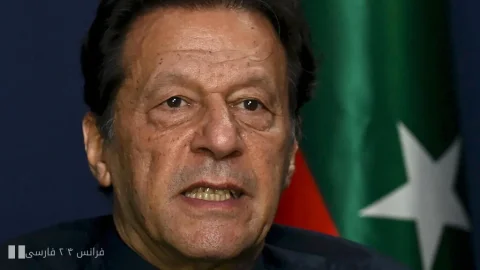 واسیب اکرم: درخواست برای رفتار عادلانه با عمران خان زندانی