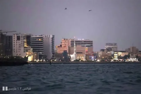 ایران، کشتیرانی در تنگه هرمز را به چالش کشید