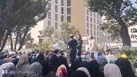 اعتراضات جدید در ایران: کارگران و بازنشستگان در پی بحران اقتصادی