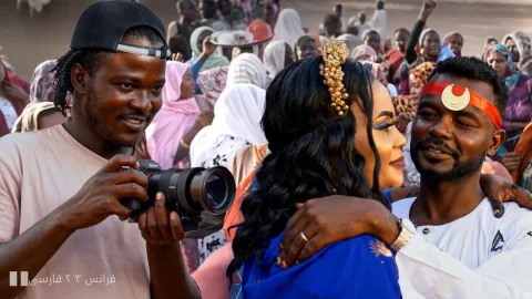 عکاس عروسی دارفور: تمرکز بر عشق در دل جنگ سودان
