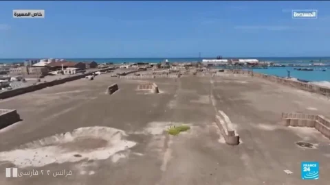 Houthis Capture Hanish Islands and Attack Saudi Targets