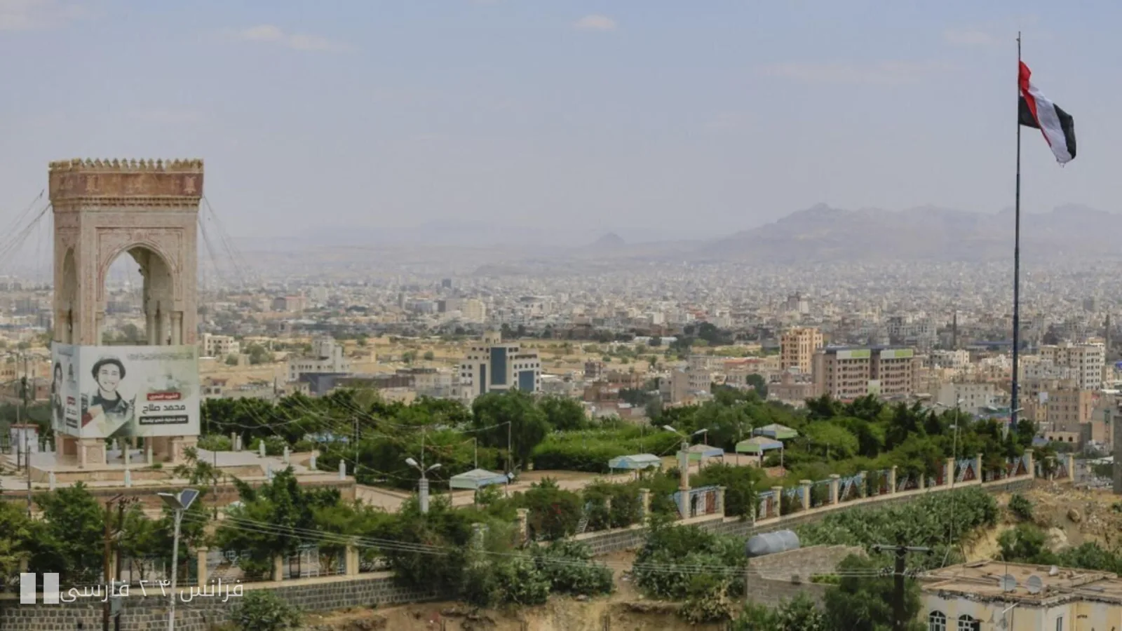 حملات هوایی عربستان به صنعا، حوثیها را به واکنش واداشت